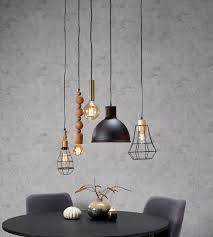 leuk is om een groepje van verschillende soorten lampen bij elkaar te hangen zo krijg je een speels effect bo eettafel verlichting lampen eetkamer verlichting