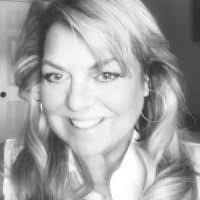 Diane Maki's Instagram, Twitter & Facebook