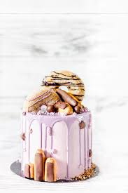 Drip Cake Chocolat Praline Layer Cake Ultra Gourmand Recette Drip Cakes Cake Chocolat Cake Roses