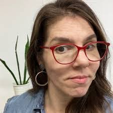 Lisa Heitzman's Instagram, Twitter & Facebook