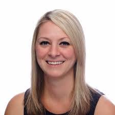 Danielle Munro's Instagram, Twitter & Facebook