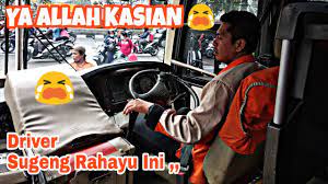 Kondektur (untuk perempuan disebut kondektris) adalah setiap pegawai kereta api yang bertanggung jawab dalam tugas operasi dan keselamatan yang tidak melibatkan operasi yang sebenarnya dari kereta. Kasian Banget Crew Bus Sugeng Rahayu Ini Mau Dapat Gaji Dari Mana Trip Sr Serasa Bus Pribadi Youtube