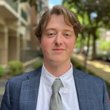 Sutton Plaza Luxury Apartments in Logan Circle