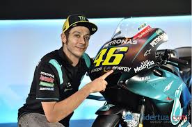 Nah, warna yang sering disebut dengan warna primer ini tercipta bukan dari campuran warna lain, lo. Bos Petronas Inginkan Valentino Rossi Naik Podium Dengan Motor Warna Hijau Tosca Ridertua Com
