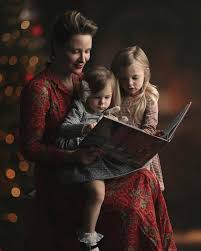 The first and last photo is the real deal ….. all of the others are pure  luck . I feel like we all can relate to these family photo pictures.  They're nothing