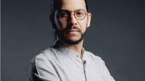 Destaca poder de la palabra