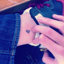 Very First Stick And Poke I Ve Ever Done Heart Tattoo No Significance Other Than A Practice Job Stick N Poke Tattoo Stick And Poke Diy Tattoo
