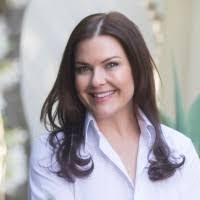 Andrea Raj's Instagram, Twitter & Facebook