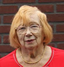 Vol dankbaarheid voor alle goede zorgen die wij van haar mochten ontvangen,  maar bedroefd om haar heengaan delen wij u mede dat Frieda Sterkens op 19  augustus is overleden. Onze gedachten gaan