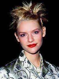 Spiky 90s Hair Google Search 90s Hairstyles Hair Styles 1990s Hair