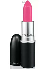 Sebagian besar wanita, pasti mempunyai sebuah lipstick idaman, dan termasuk saya. Mac Matte Lipstick Candy Yum Yum 3g Genuine Boxed Hottest Pink For Sale Online Ebay