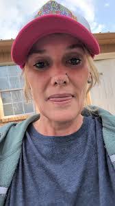 Darien Walker's Instagram, Twitter & Facebook