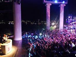 Meanwhile, nearby gumbet offers beach life by day and party times by night. End Of Summer Party Bild Von Halikarnas The Club Bodrum Tripadvisor