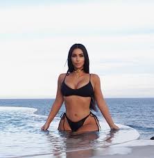 Kim Kardashian porn life - Famous Comics Porn