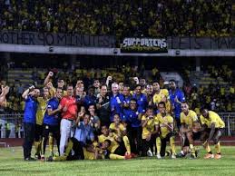 Please subscribe my channel for more videos pasukan bolasepak perak fa the bos gaurus telah menggunakan padang latihan. The Bos Gaurus Dapat Bonus Rm150 000