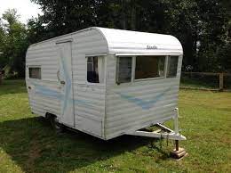 Siesta Vintage Travel Trailer 1000 Images About Craigslist Ebay Finds On Pinterest Car Vintage Campers Trailers Vintage Travel Trailers Vintage Camper