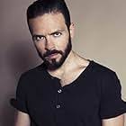 Por amar sin ley" El arresto de Alan (TV Episode 2019)