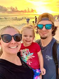 Hello from Shores of Panama! 👋🏼 Here all week from Indiana! 🌊☀️