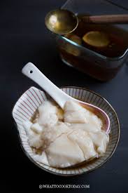 Boleh dibeli di sesetengah kedai bakery. Dou Hua Tau Foo Fah Soybean Pudding Using Agar Agar