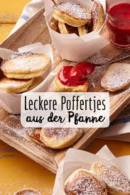 Poffertjes Aus Der Pfanne Mit Himbeersosse Poffertjes Desserts Ohne Backen Poffertjes Rezept