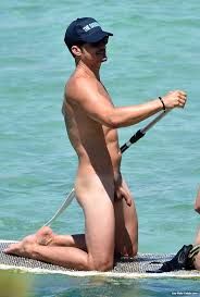 Orlando Bloom Nude Photos & Videos - Gay-Male-Celebs.com