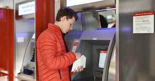 Das unternehmen mit sitz in frankfurt am main ist als universalbank tätig und unterhält bedeutende niederlassungen in london, new york city, singapur. Bargeldprufung Sparkasse Erhebt Gebuhren Fur Abgabe Von Munzgeld