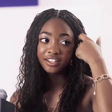 Leah Barrera's Instagram, Twitter & Facebook