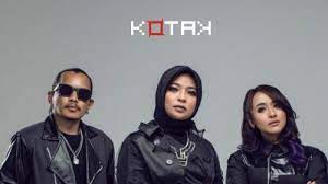 4 Chord Lirik Lagu Populer Kotak Beraksi Terbang Masih Cinta Pelan Pelan Saja Tribunnewsmaker Com