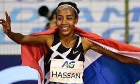 Aug 08, 2021 · sifan hassan wins 10,000m gold at tokyo olympics; Sifan Hassan Breaks Women S 10 000 Metre World Record Saty Obchod News