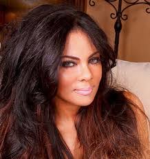 Vicki Vann's Instagram, Twitter & Facebook