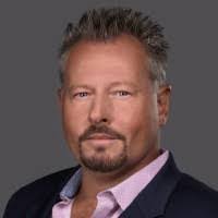 David Morad's Instagram, Twitter & Facebook