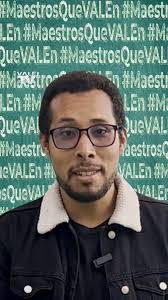 Walter Veliz's Instagram, Twitter & Facebook