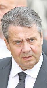 Ernst Schar's Instagram, Twitter & Facebook