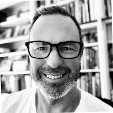 Sandy Chamberlin's Instagram, Twitter & Facebook