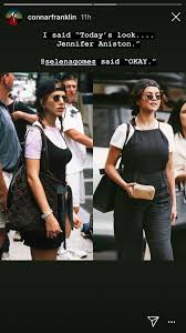 Обладательница премий «золотой глобус» и «эмми». Selena Gomez Dressed Like 90s Jennifer Aniston Instyle