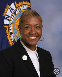 Congratulations to Commander Starks who completed the FBI National Academy  today! 🎓 #PositivelyDPD