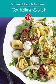 Tortellini Salat Vegetarisch Lecker Meine Familie Ich Europas Grosstes Foodmagazin Rezept Tortellinisalat Salate Vegetarisch Tortellini