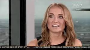 Seit juli 2019 ist sie auf sky sportnewshd zu sehen. Nele Schenker Showreel Wm Aktuell Sport1 2018 Youtube