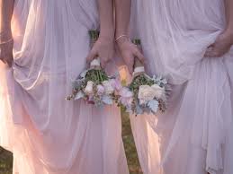 In a may interview with town and country uk, the model said her romantic relationships have. Hochzeit Unkonventionell Brautigam Braut Trugen Brautkleid Bildderfrau De