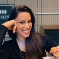 Danielle Navarro (daniellen1404)