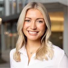 I'm overjoyed to announce that I accepted an offer as a Lenovo LASR intern  for the summer of 2022! I'm so happy to be starting my sales career at a  company I