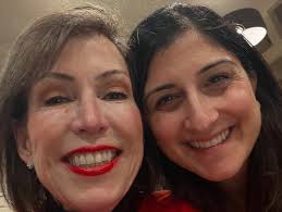 Congratulations to #sanmateo 's new mayor, @robforsanmateo , and thank you  to everyone in our community for my great year's learning adventure as your  mayor. 🙏🏻. Love to all my fantastic family