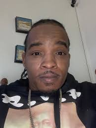 Stop saying women don't cook like Grandma, because some of you men don't  pay bills like Granddad either.