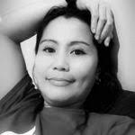 Andrea Monares's Instagram, Twitter & Facebook