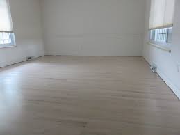 Red Oak Country White Stain Arvada Co The Flooring Artists Oak Floor Stains Red Oak Floors Red Oak Stain