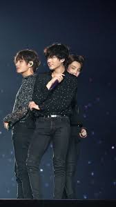 V wants to stop doing this so bad lmao. Bts V Jimin Jungkook Wallpapers Wallpaper Cave