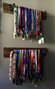 Burlap Boards Custom Pallet Race Medal Holders Running Medal Display Medal Display Diy Medal Display