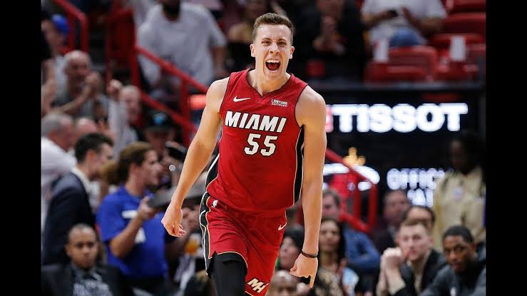 Image result for larry nance jr duncan robinson"