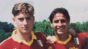 Francesco totti, ufficiale omri, (franˈtʃesko ˈtɔtti; Francesco Totti Life Of The Gladiator In 50 Rare Pictures Goalden Times