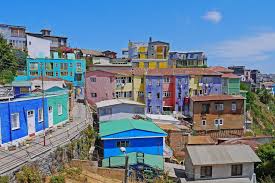 Tour valparaíso, city tour valparaíso, valparaíso chile. Awesome Things To Do In Valparaiso Chile Stingy Nomads